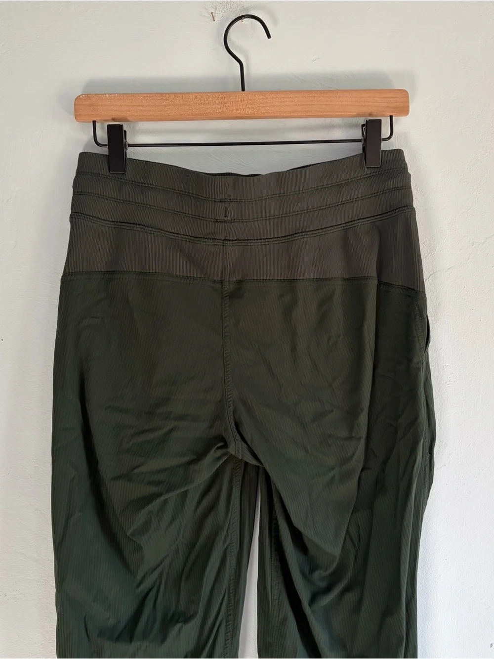 Lululemon Dance Studio Mid-Rise Jogger Full Length Legacy Green